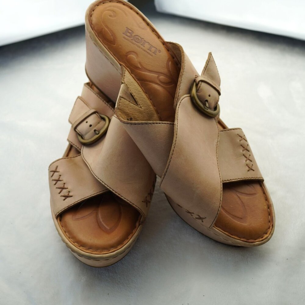 Born Tan Leather Sandals